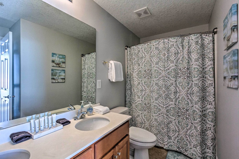 Beachfront PCB Condo w/ Ocean Views & Pool Access!
