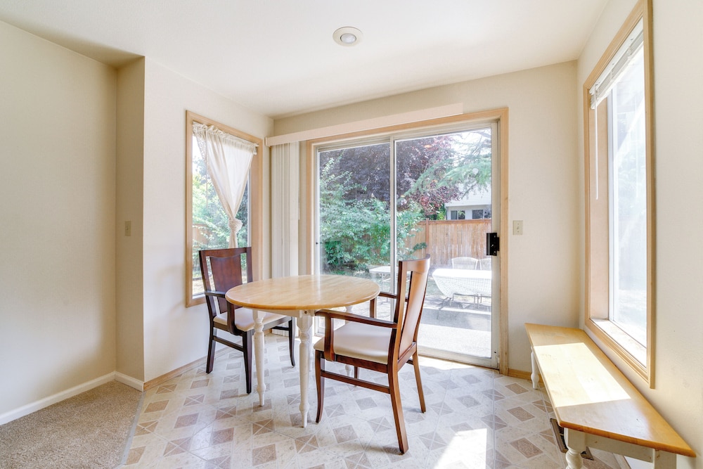 Walk to Hiking Trails: Renton Home w/ Fenced Yard!