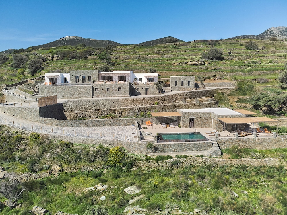 Mythic Villa