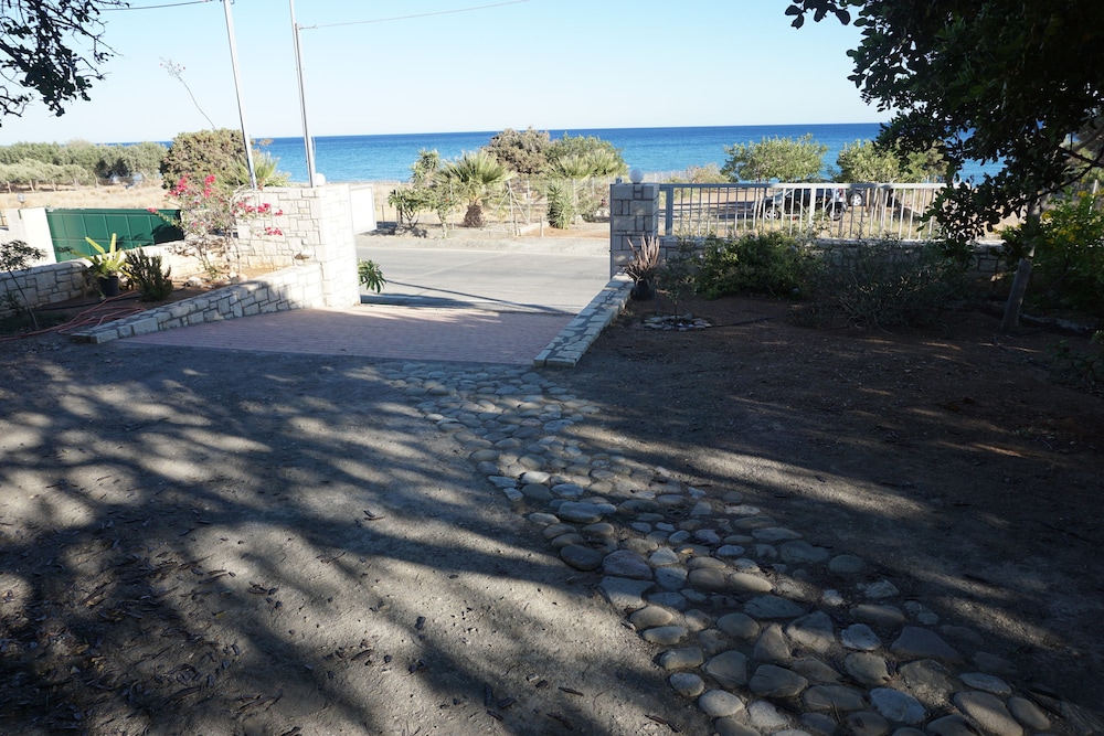 Portela Suites Kampoula