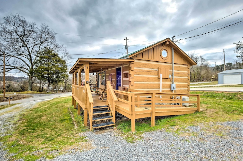 Noe's Rest, Cherokee Lake Cabin! view 5