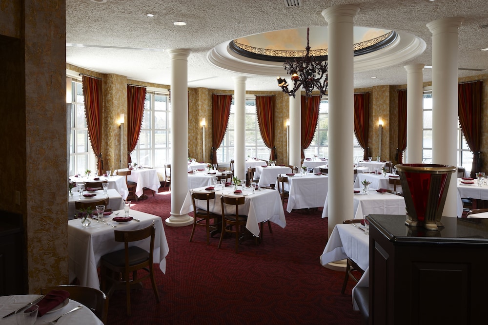 Inn On Woodlake