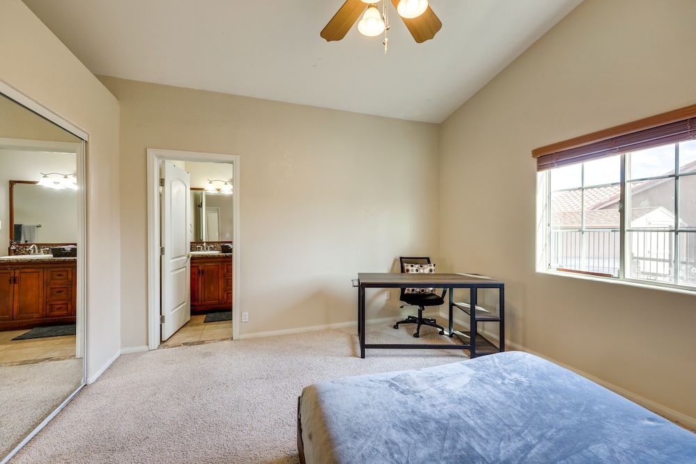 Joshua Tree Area Vacation Rental ~ 12 Mi to Park! view 5