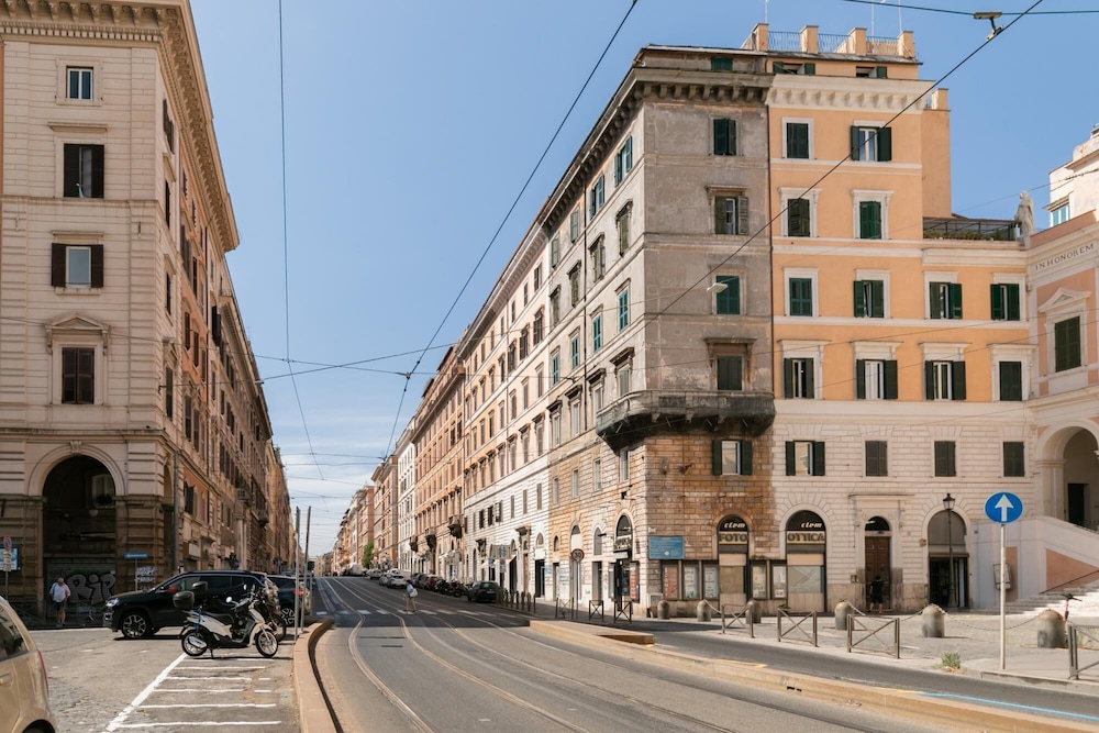 Esquilino Exquisite 2BR Apartment