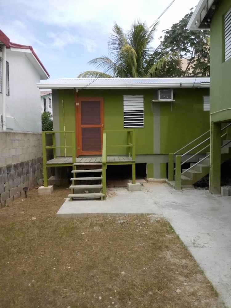 MaFlo Arms Apartments