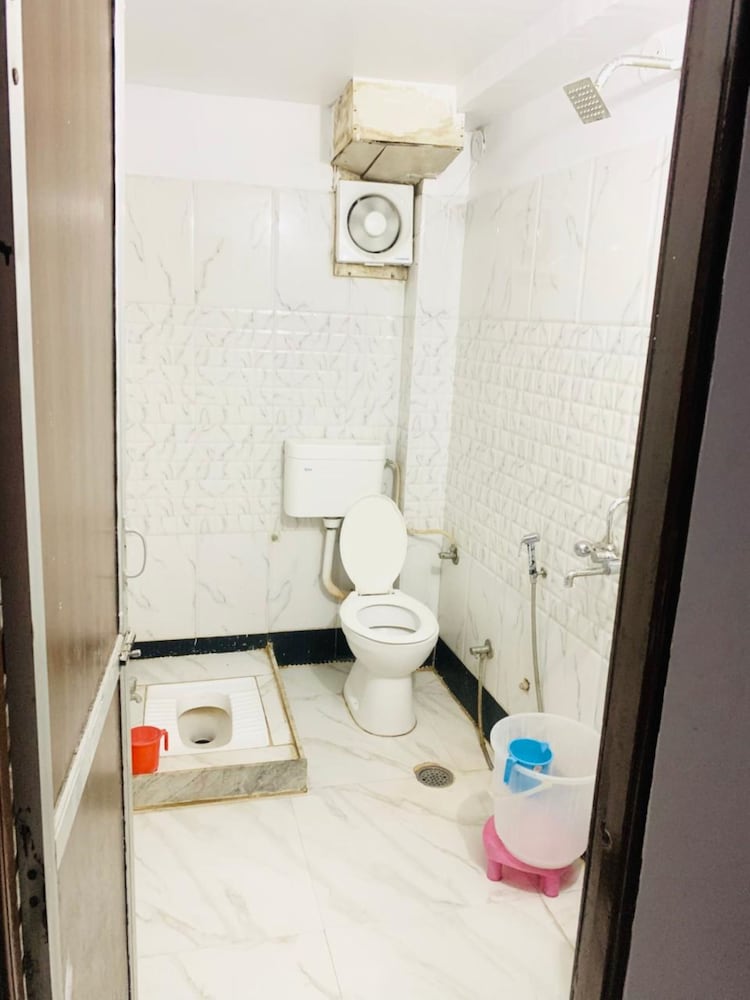 Hotel Churu Palace