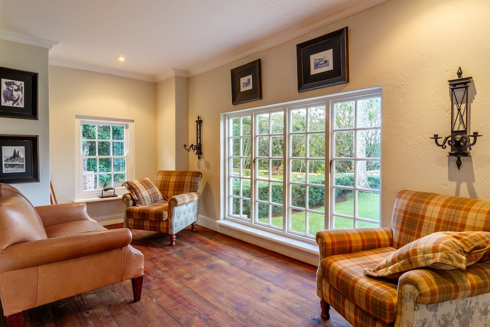 Blue Mountain Luxury Lodge