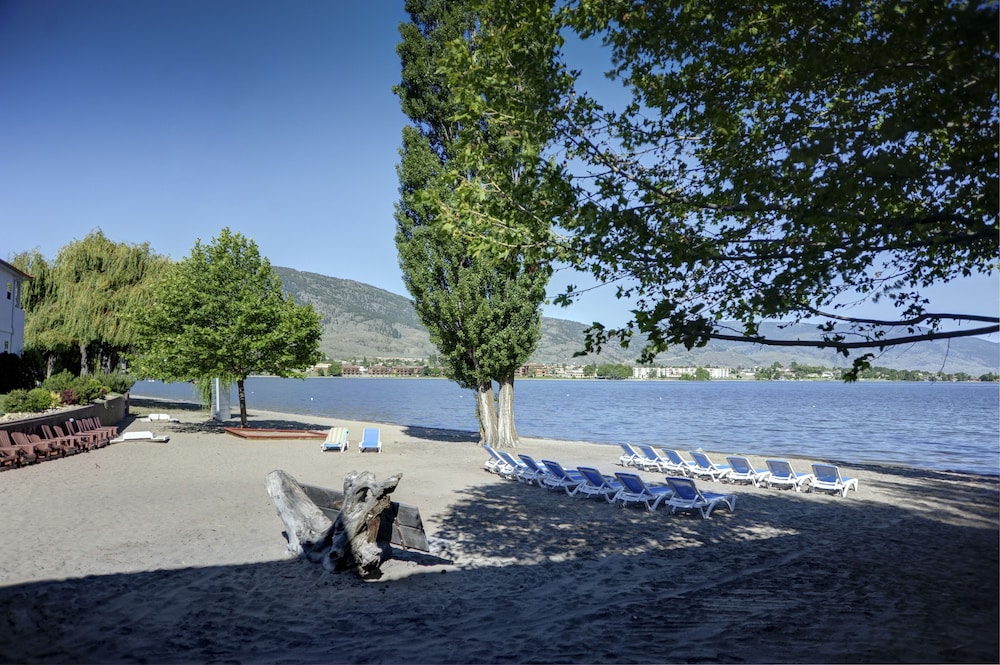 Sandy Beach Suites