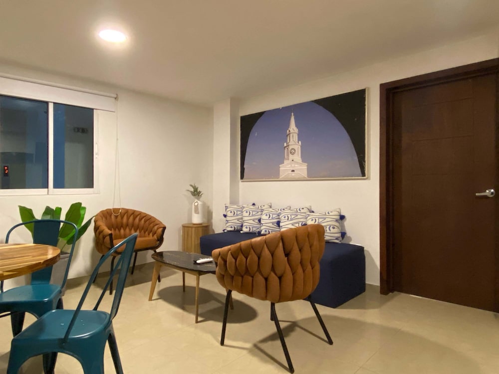 w Breathtaking 2BR w AC in Cartagena