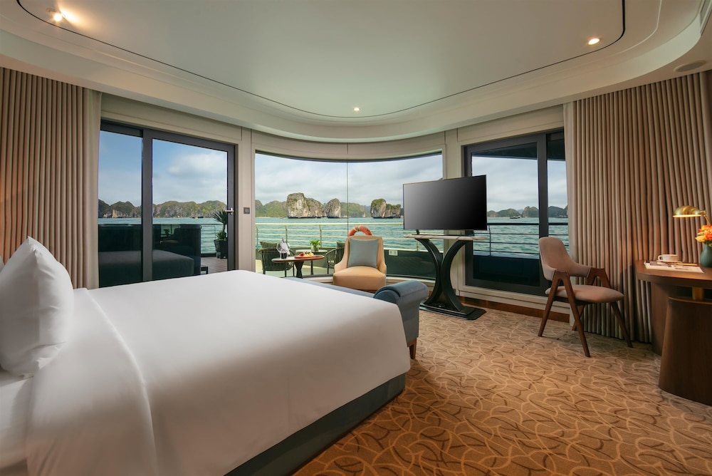 Calista Luxury Cruise