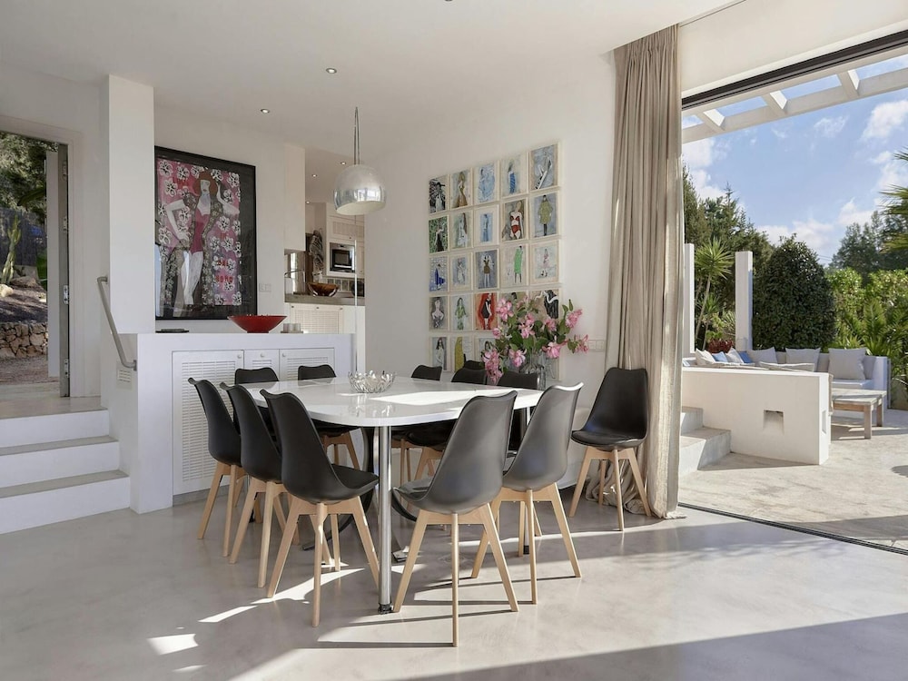 Holiday Home With Central Heating
