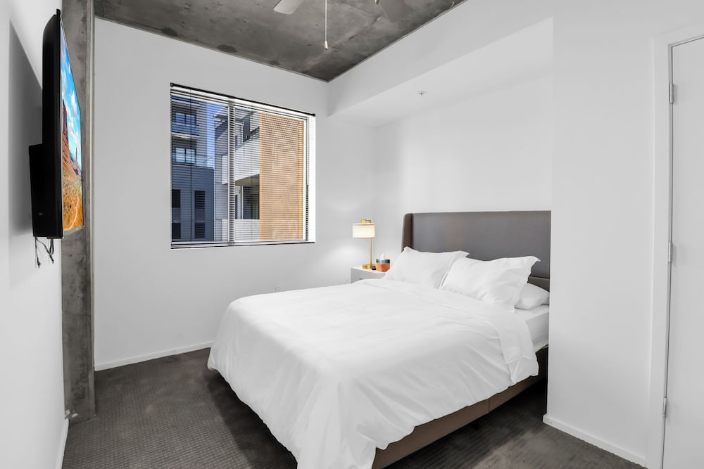 Phoenix Urban Luxury Escape
