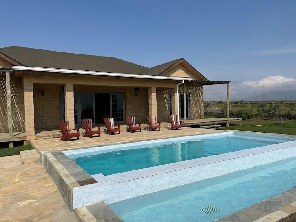 Lux Suites Leilani Annex Naivasha
