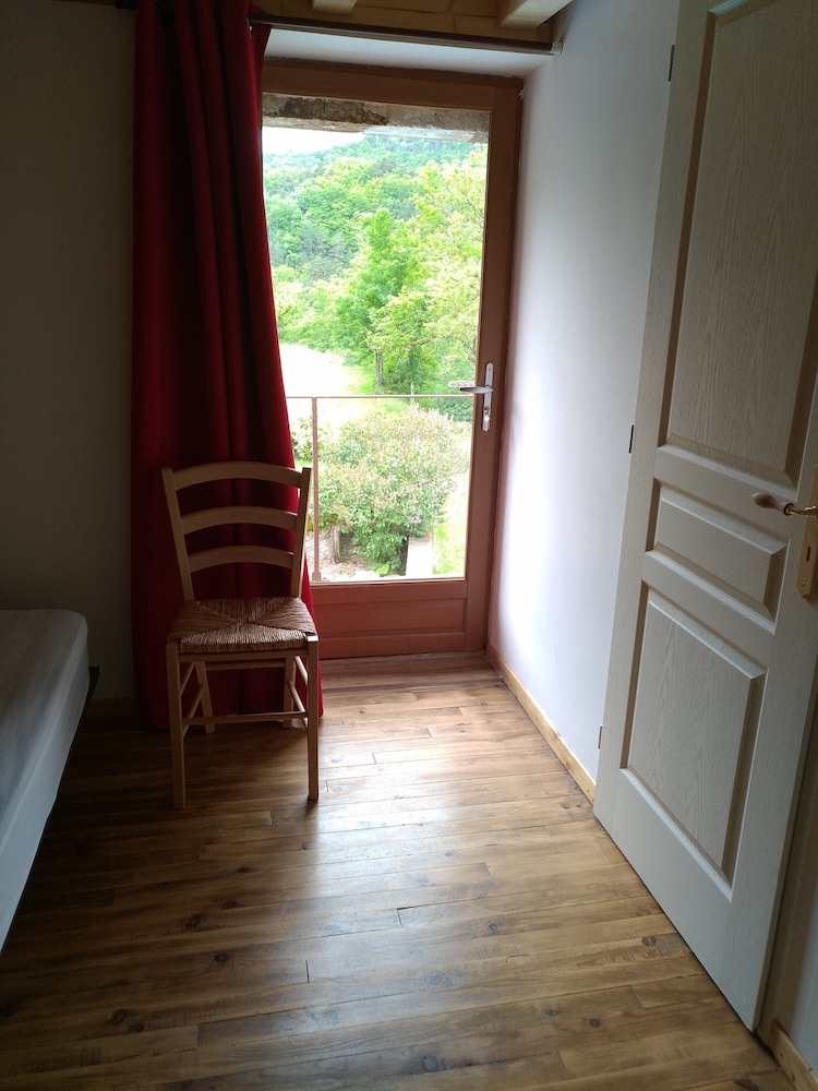le Mas du lac - Spa et Détente photo 4