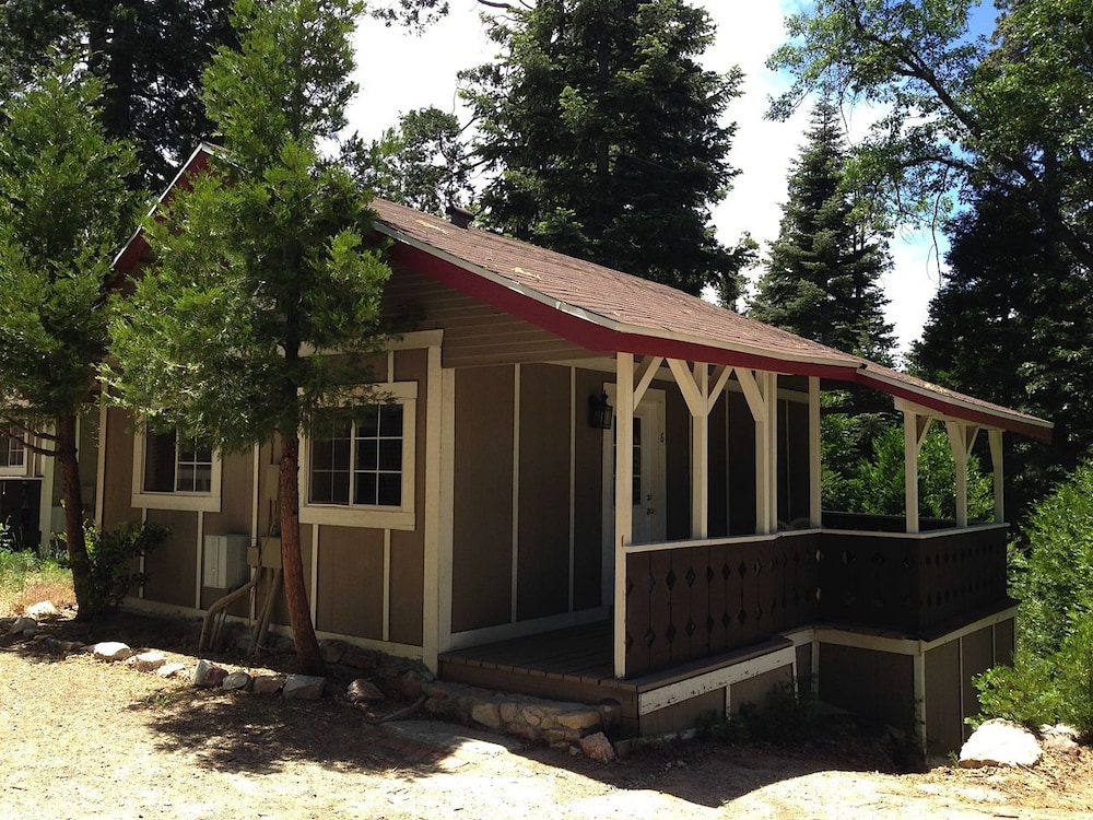 Antlers Inn