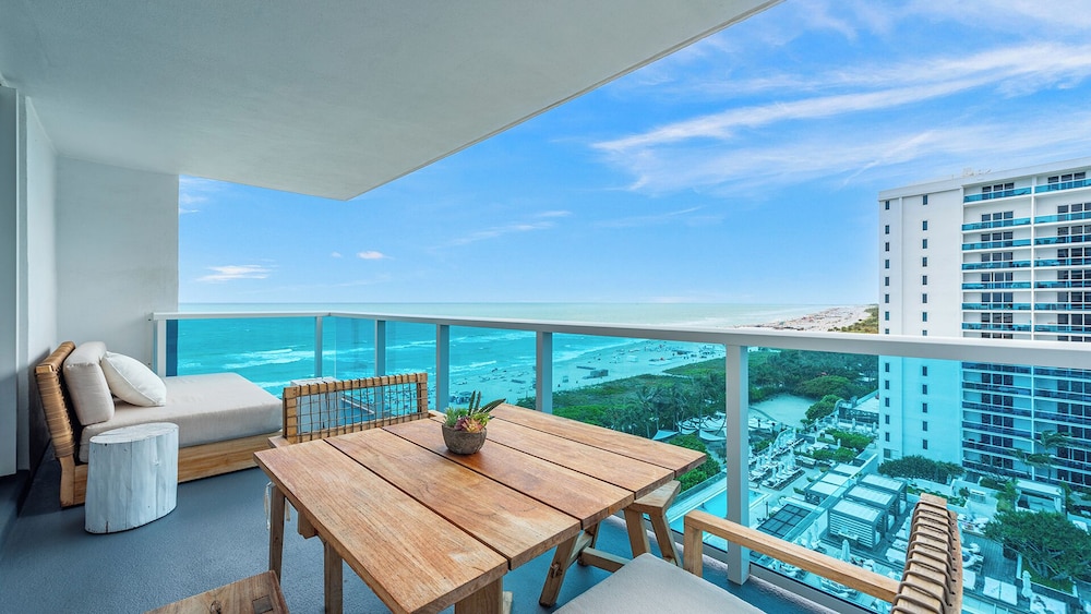 Luxury Vacation Rentals at 1 Hotel & Homes by LRMB