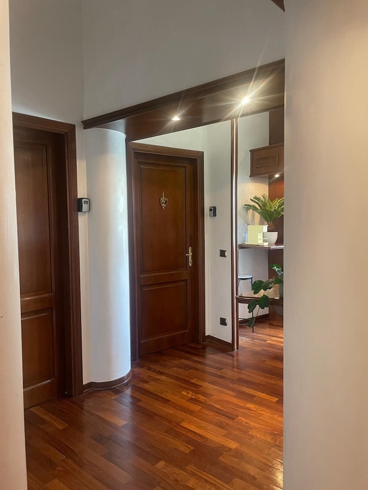 Dama Opera Elegantia Rooms