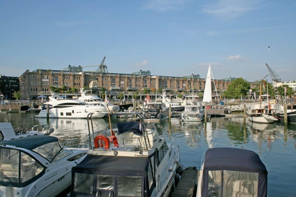 Maria Callas Yachthotel