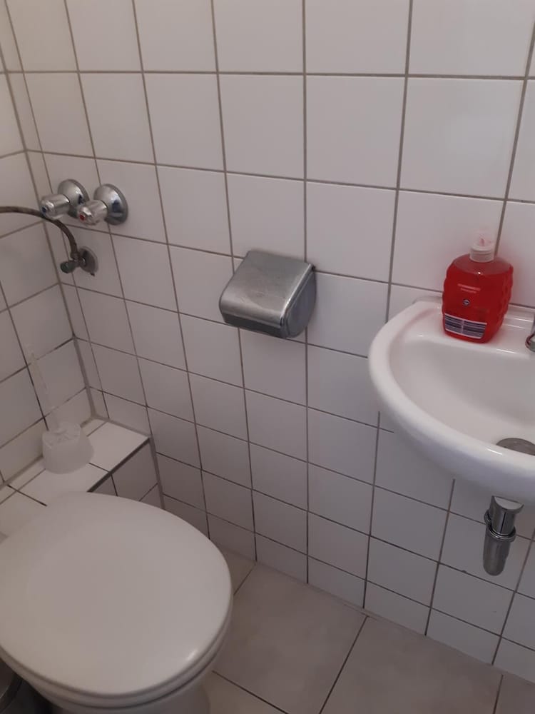 2-Rent Group Hostel Apartments SEN14