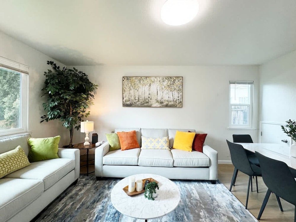 Comfortable 4BR Heart Downtown SJ Central AC Sjsu