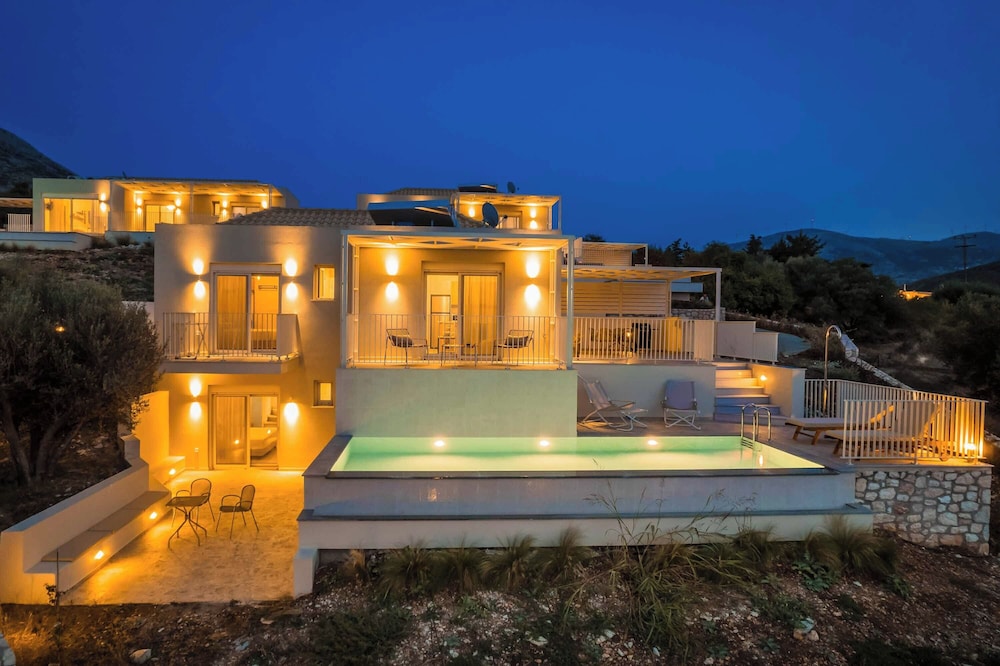 Punentes Villa