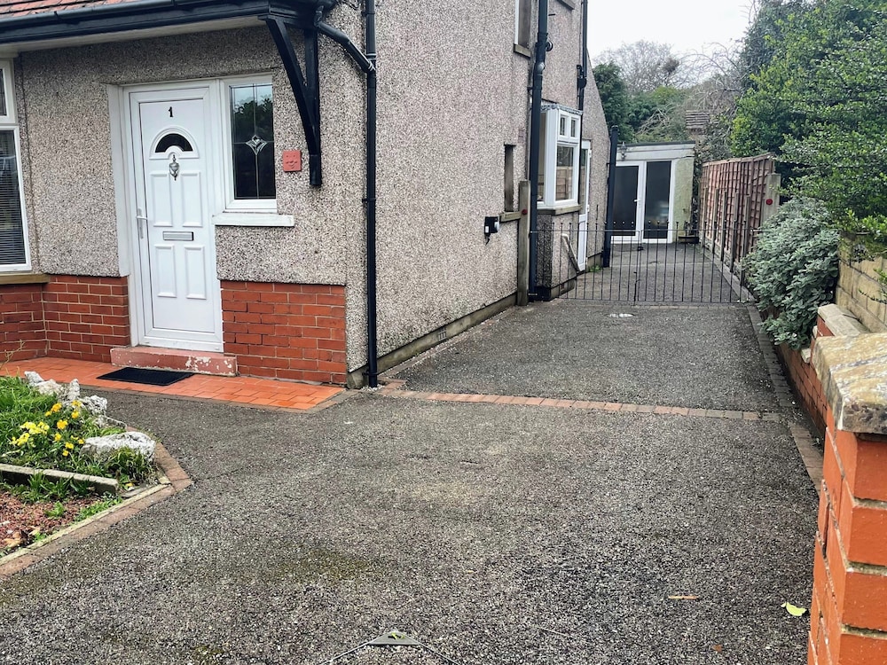 1 Lathom Avenue