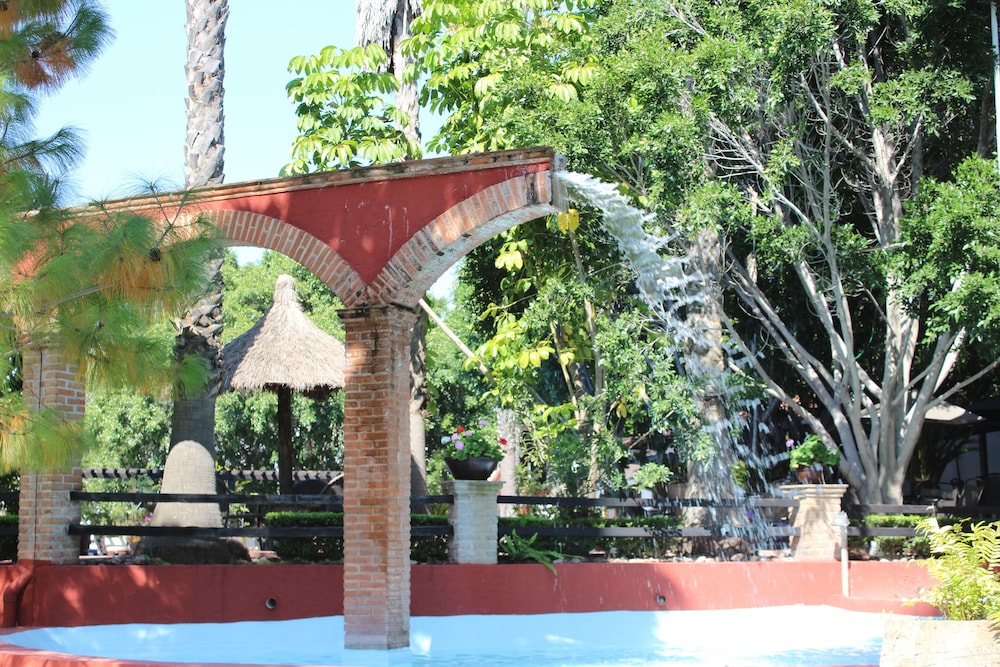 Vista Real Villas
