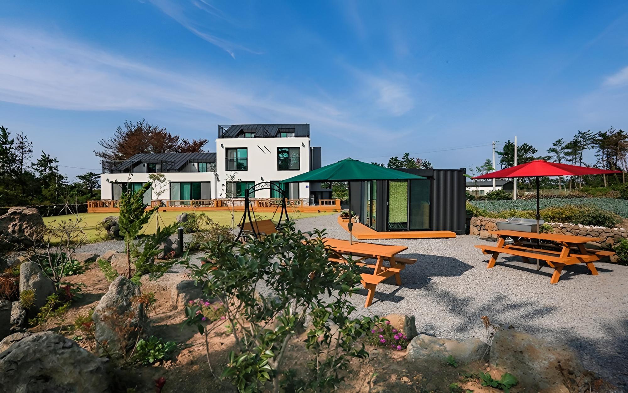 Jeju Hyeopjae Bliss Pension view 5