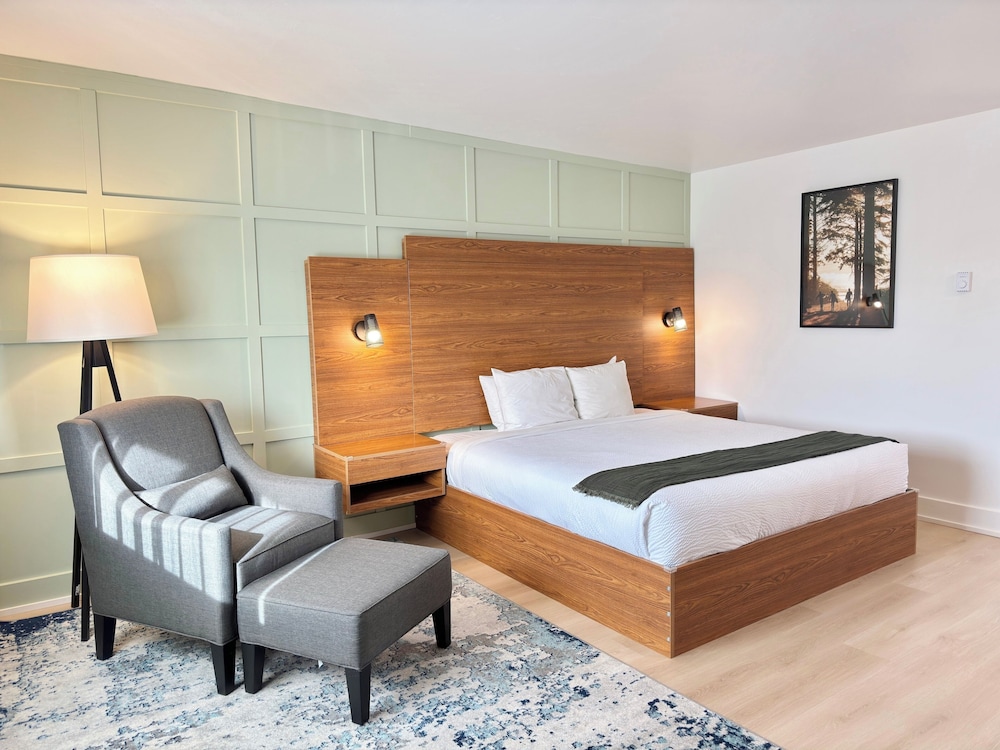 Ucluelet Wildwood Inn