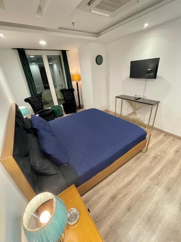 Air Reside Residency Apartment