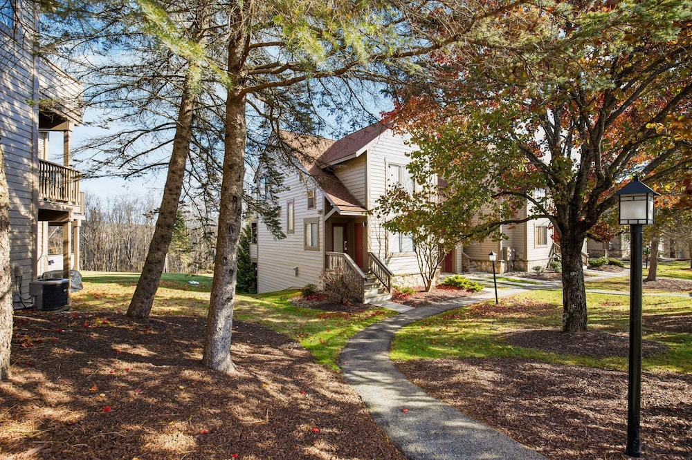Seven Springs Sunridge 1 Br Condo, Ski-in/out 1 Bedroom Condo