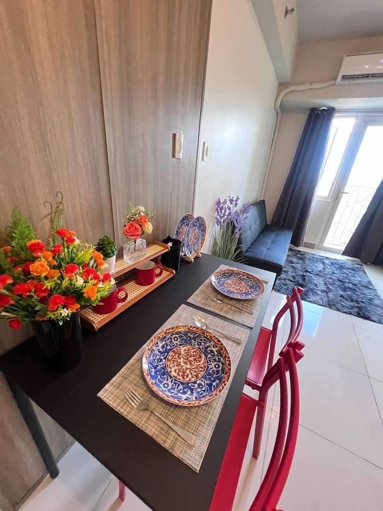 COAST RESIDENCES