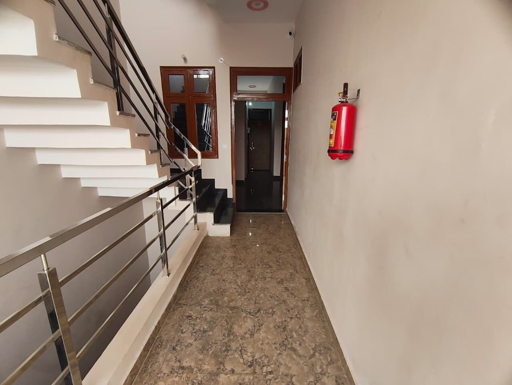 HOTEL PRICELESS AMITY UNIVERSITY LUCKNOW