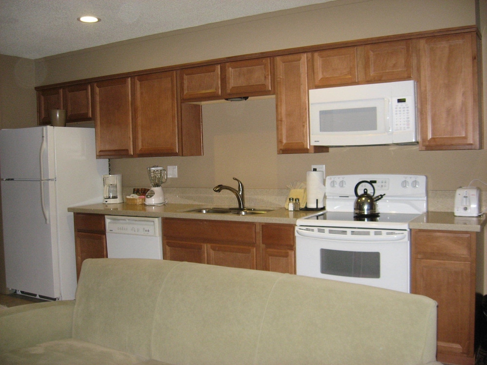 Lake Tahoe Vacations - Beachcomber Inn - Property Image 17