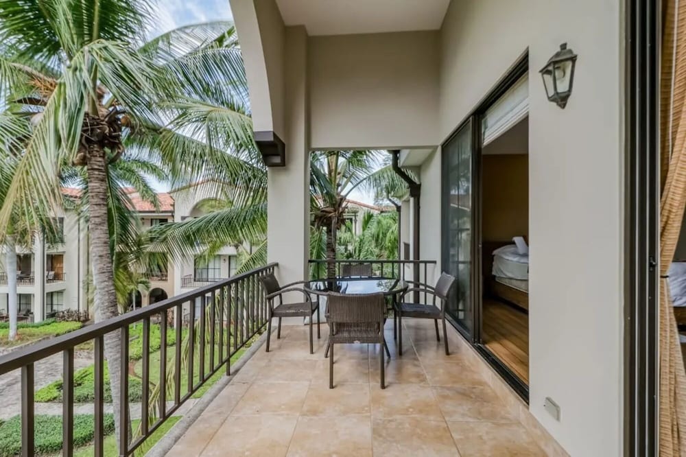 Elegant Condo in High-End Resort Community with Pool and Beach Club Access