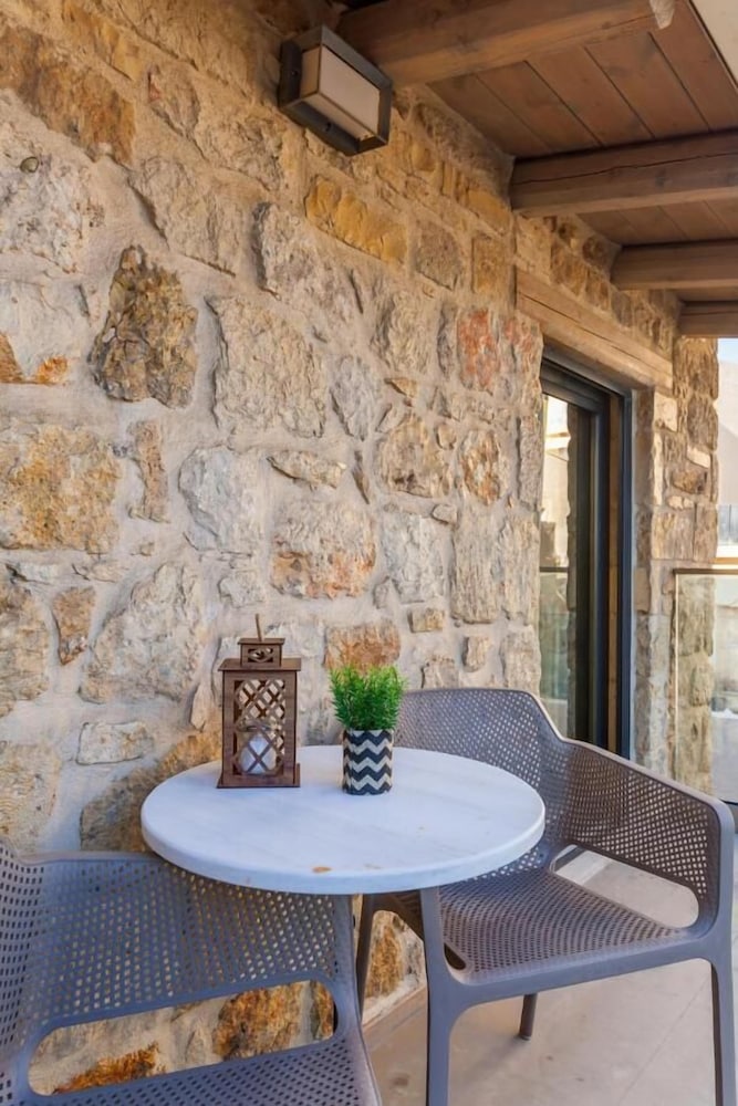 Evangelia Casa-comfy stay centrally