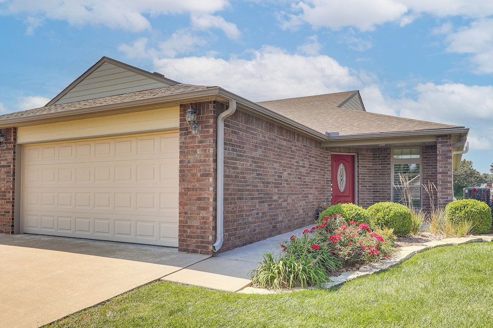 2 Mi to Main Street: Family Home in Winfield!