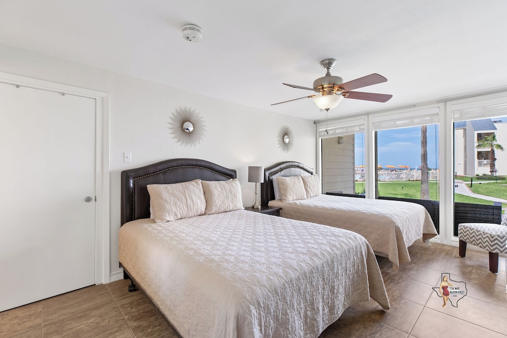 Bahia Mar Solare Resort Condos
