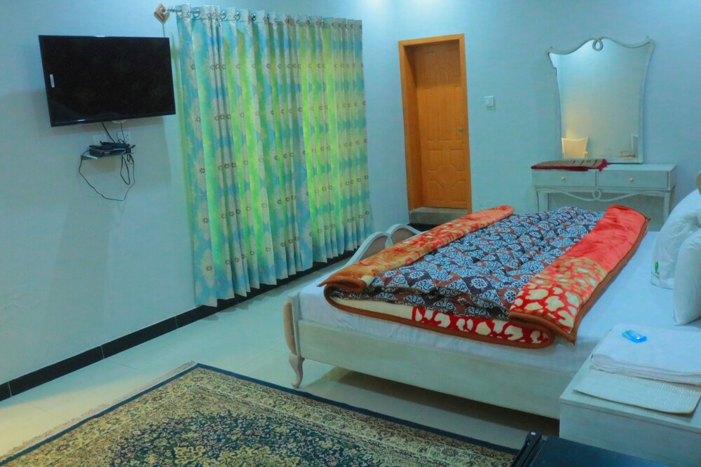 Al Qamar Guest House view 4