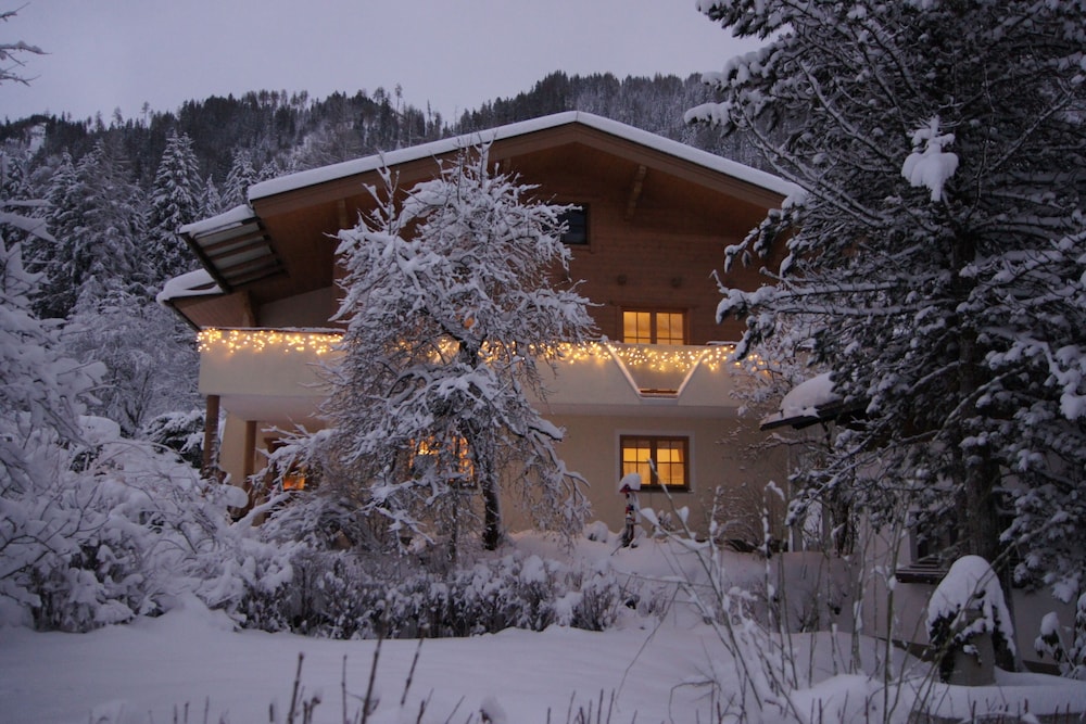 Landhaus Exenberger - Apartment Smaragd