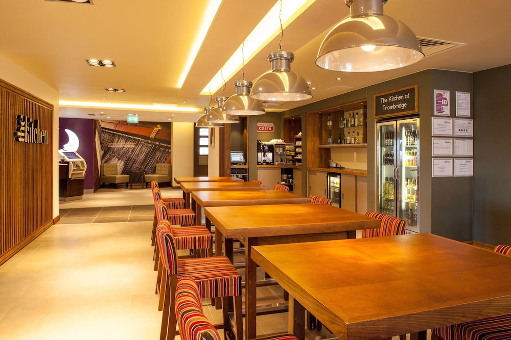 Premier Inn Trowbridge, photo 6