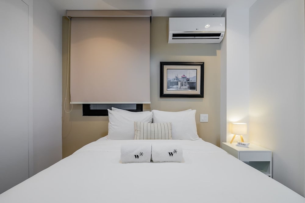w Beautiful 2BR w Balcony in Casco Viejo