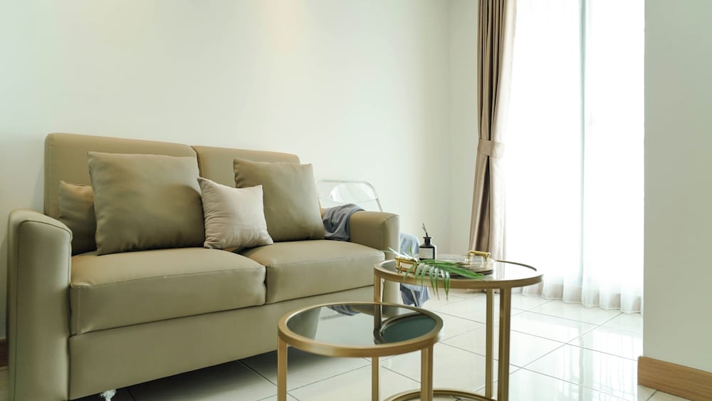 Modern Look And Comfy 2Br Apartment At M-Town Residence