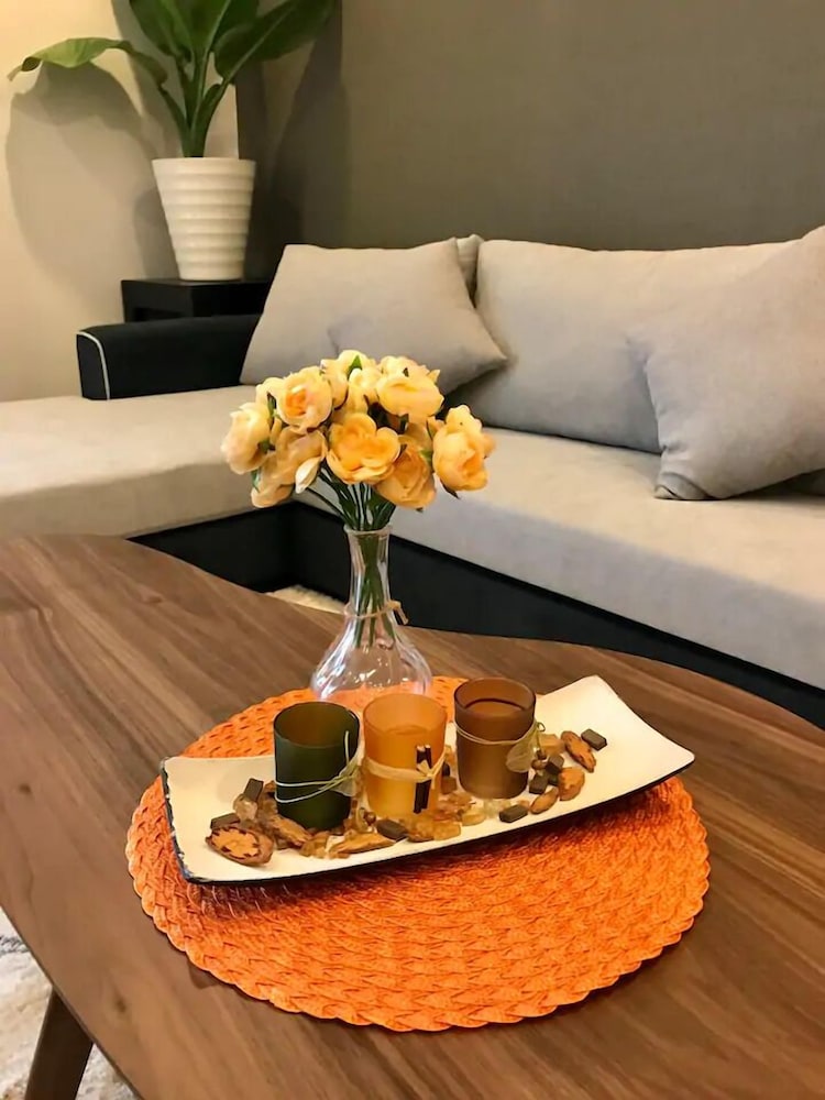 Bayhomes Lancaster Serviced Apartment