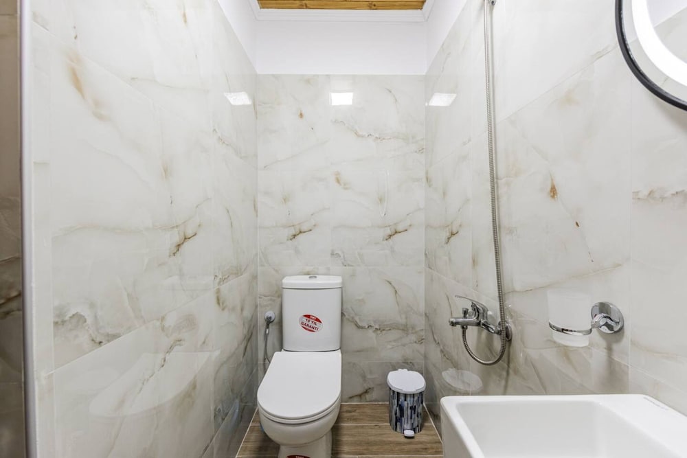 Hillside Apartment Gjirokast r