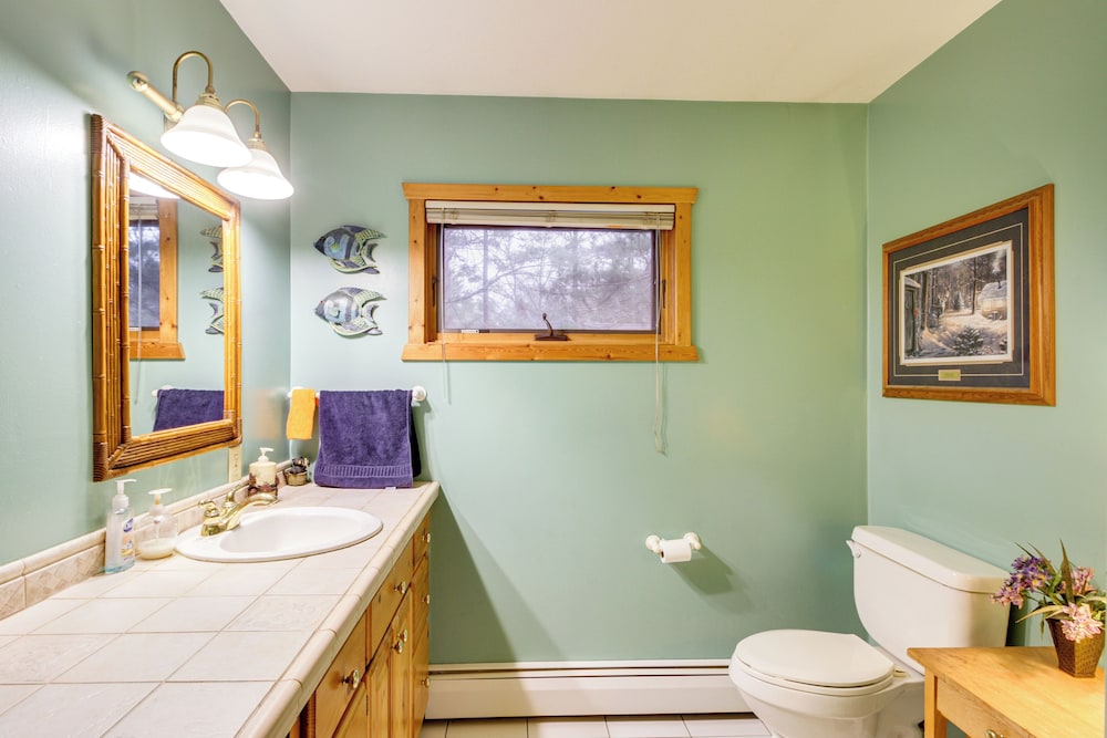 Scenic Cabin w/ Private Beach in Crosslake!