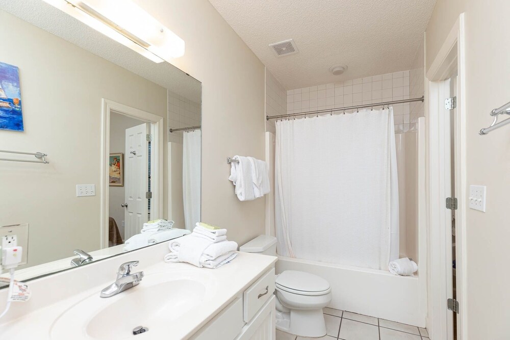 Phoenix X 117 3 Bedroom Condo