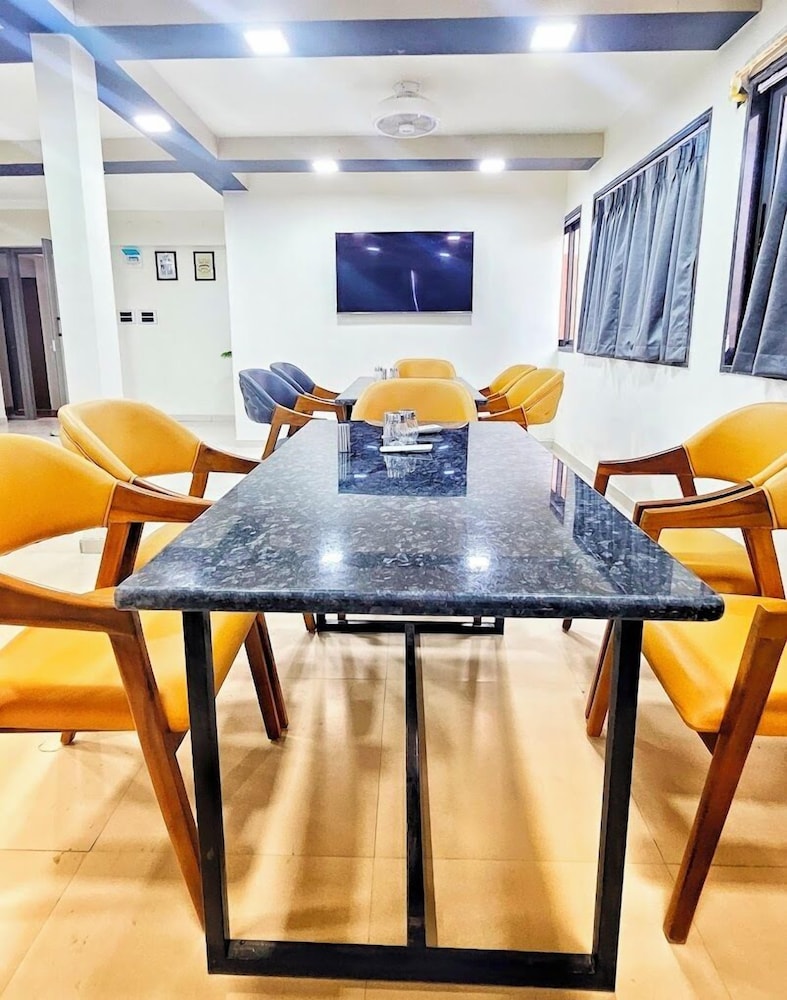 meeting & event spaces