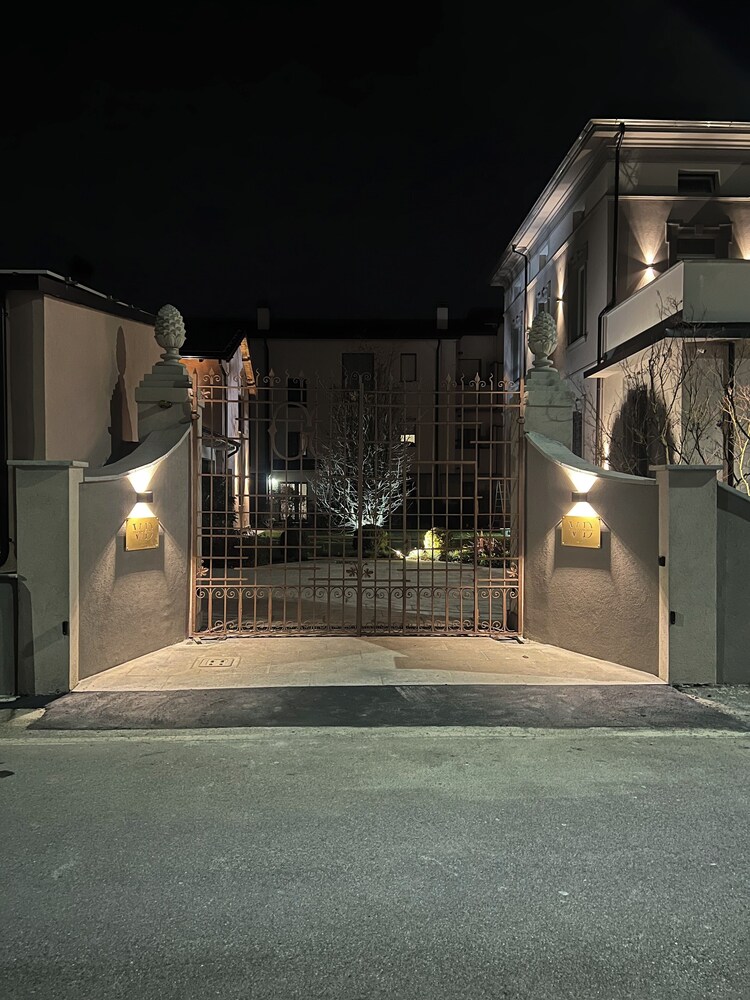 Villa Demetrio Ars Hotel