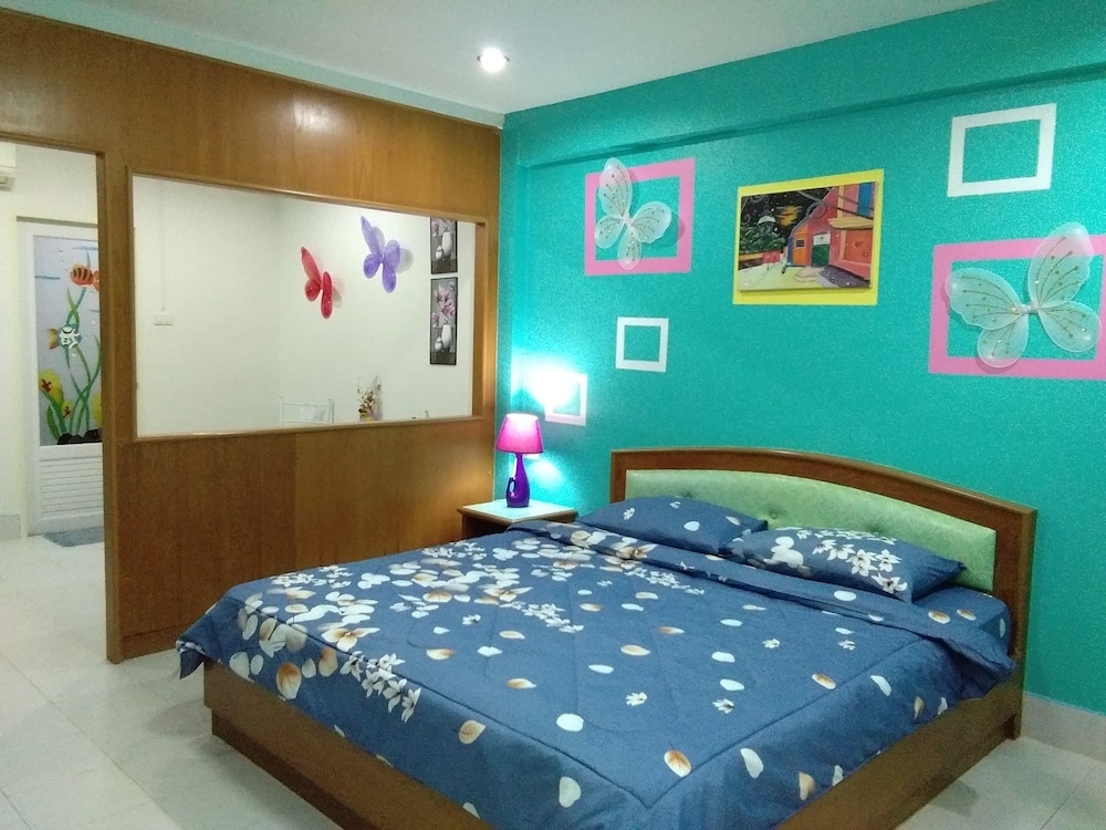 Benjamart Residence